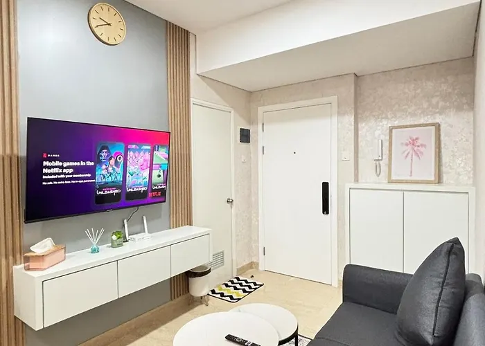 2Br Apartment In Podomoro City